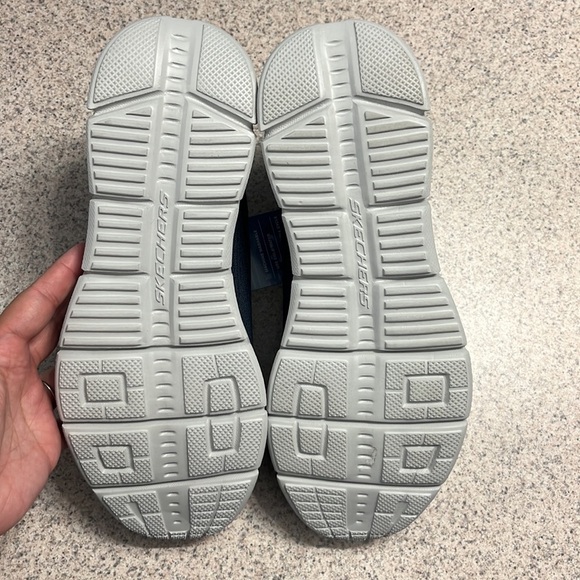 NWT Skechers Relaxed Fit sneakers Navy Blue main image 4